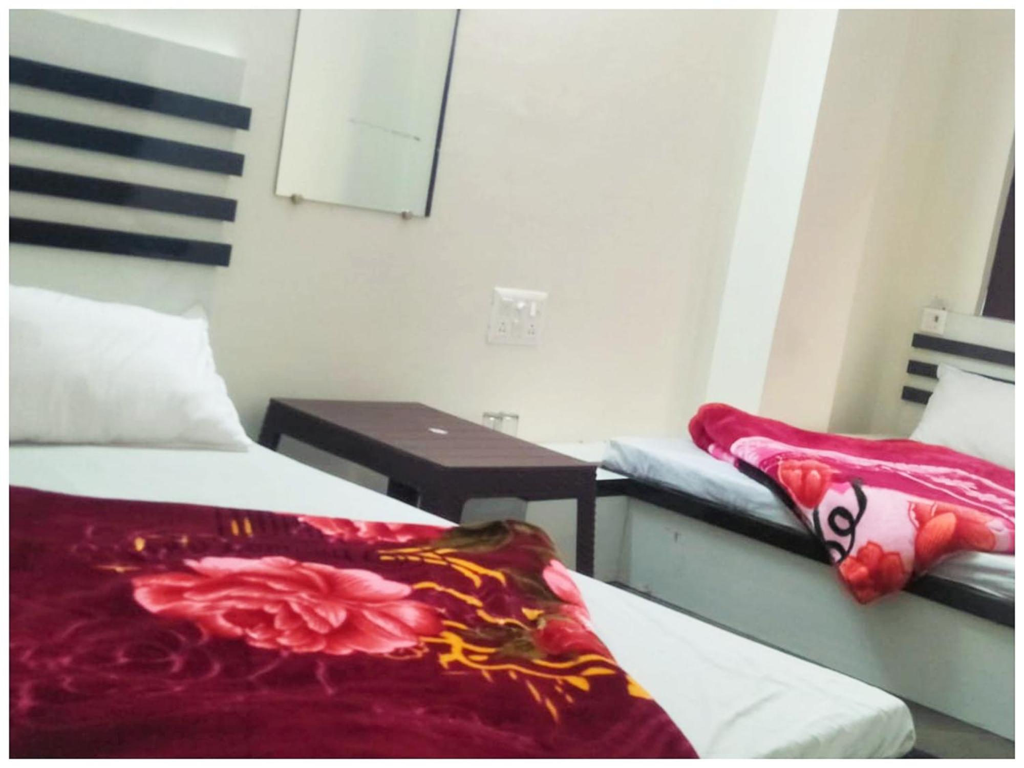 A Premium Hotel Sheeva Inn Near Temple - Fully Air Conditioning - Best Hotel Kankhal Exterior foto